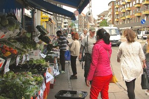 Central shopping street in the inner part of Nordvest. © 2015 Anna Winther Beckman, Utrecht University. All Rights Reserved.